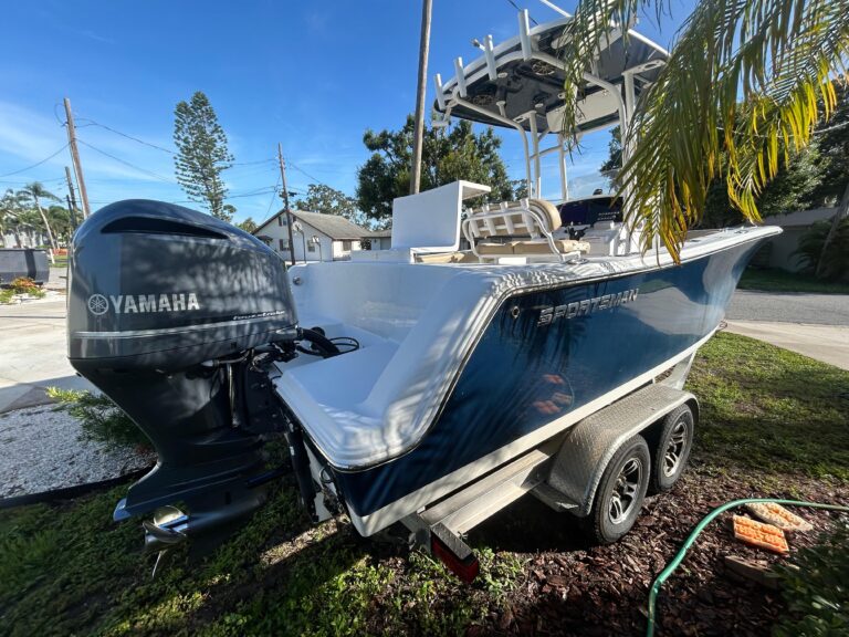 2017 Sportsman Heritage 231 Center Console