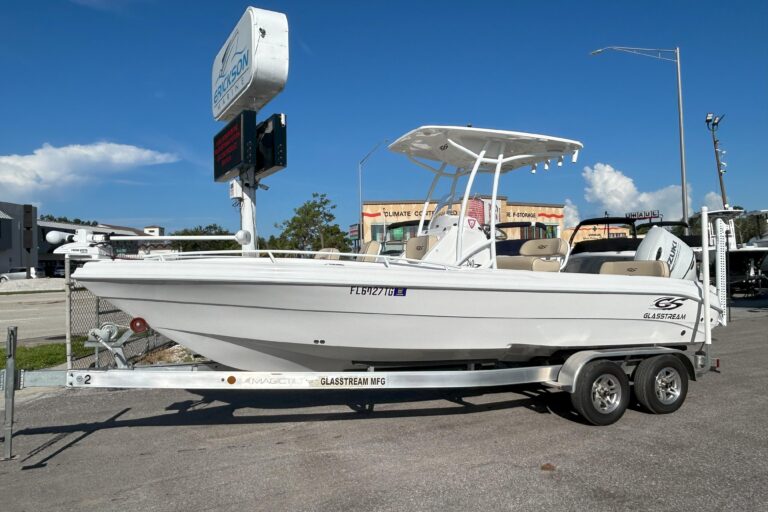 2022 Glasstream 240 CCX