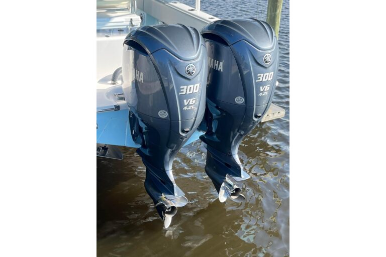 2023 Contender 28 Sport