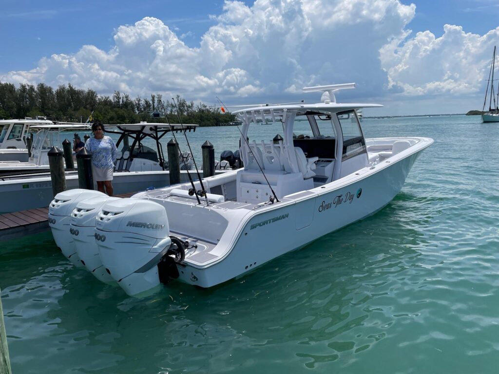 2023 Sportsman Open 352 Center Console