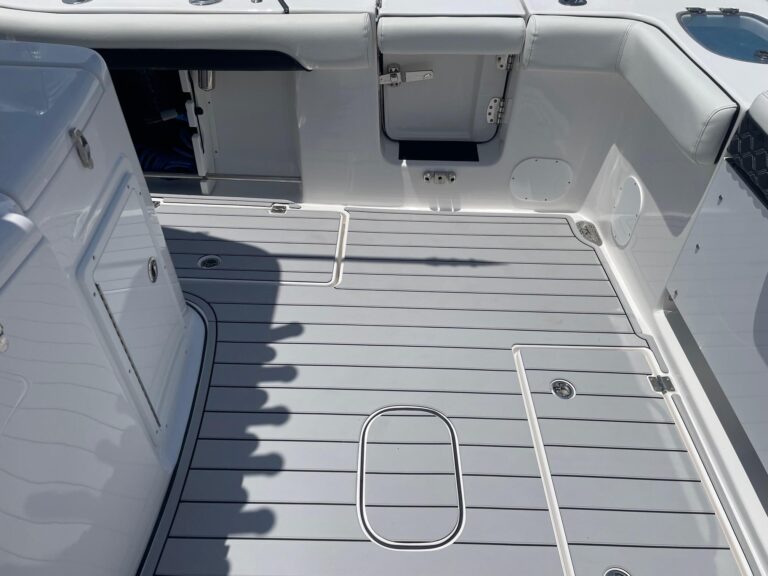 2023 Tidewater 320 CC Adventure