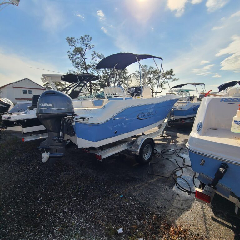 2024 Robalo R180 Center Console