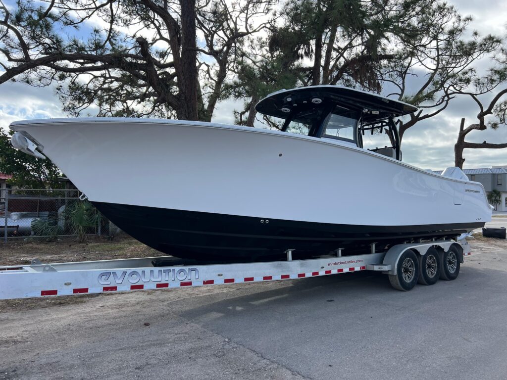 2025 Sportsman Open 322 Center Console