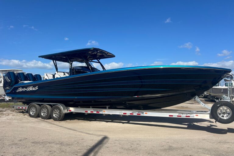 2026 Nor-Tech 390 Sport Center Console