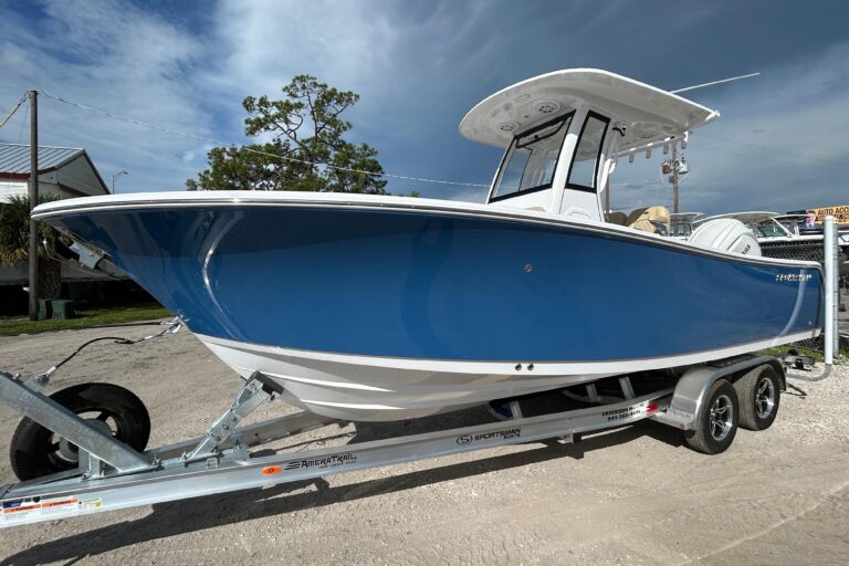 2026 Sportsman Open 232 Center Console