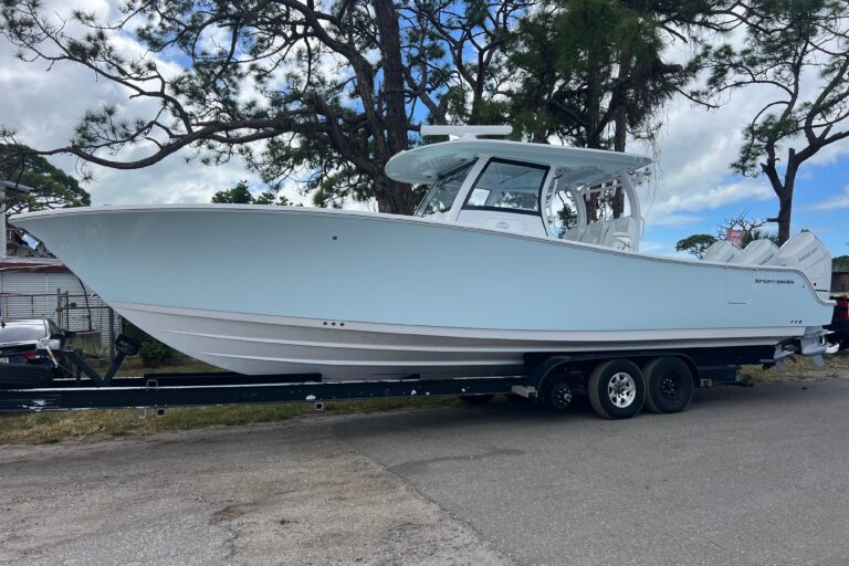 2026 Sportsman Open 352 Center Console