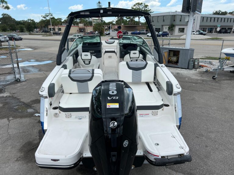 2023 Chaparral 250 OSX