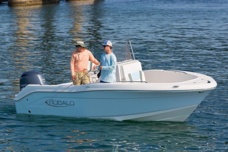 2024 Robalo R180 Center Console