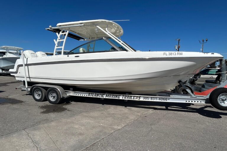 2018 Boston Whaler 270 Vantage