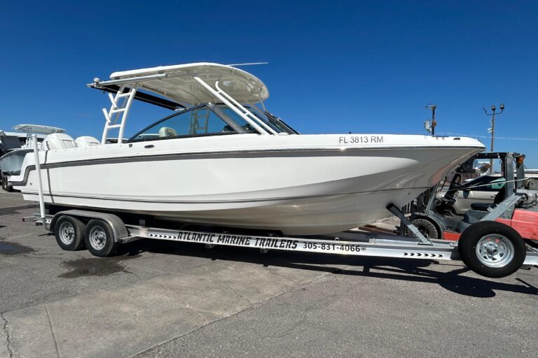 2018 Boston Whaler 270 Vantage