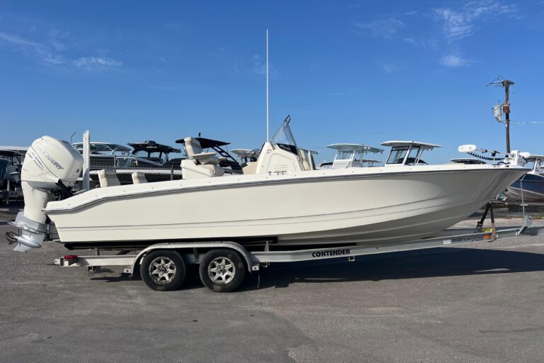 2021 Boston Whaler 250 Dauntless