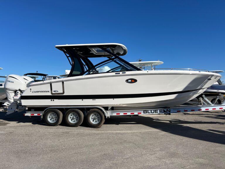 2025 Chaparral 310 OSX