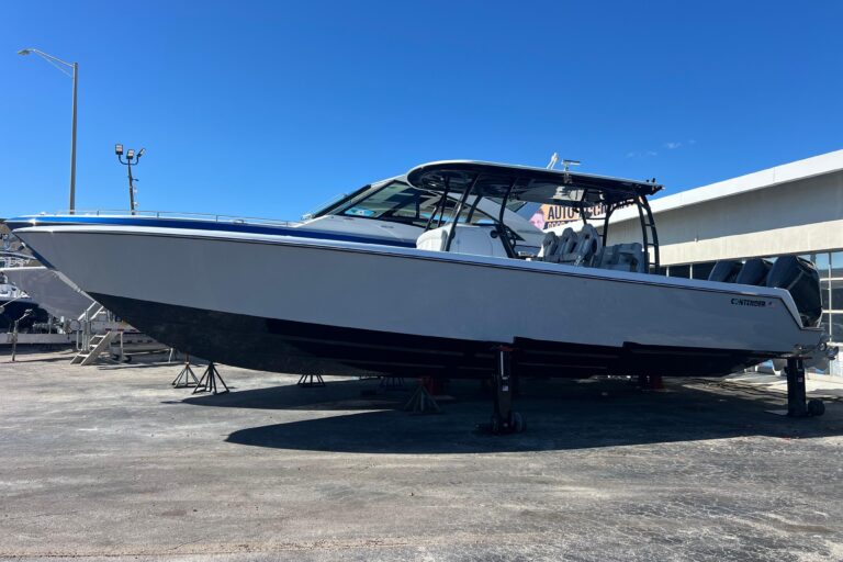 2026 Contender 39 ST