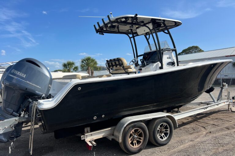 2017 Sportsman Heritage 251 Center Console
