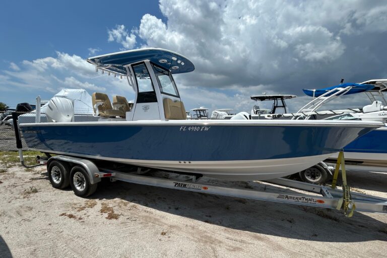 2025 Sportsman Masters 267 Bay Boat