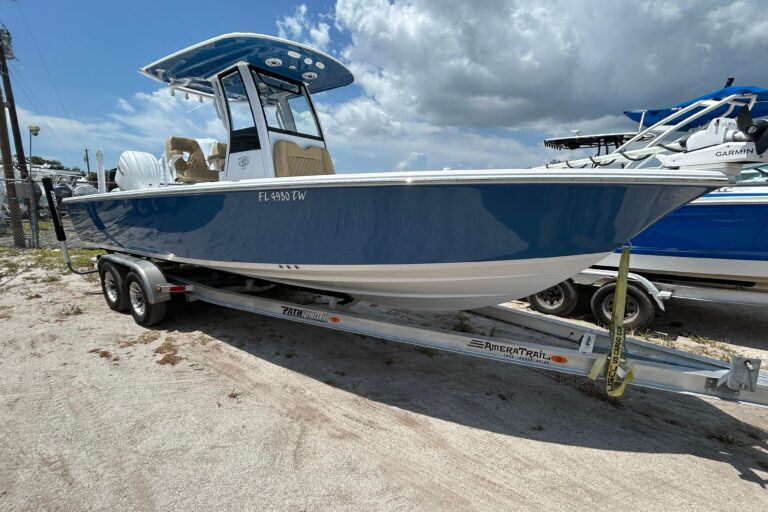 2025 Sportsman Masters 267 Bay Boat