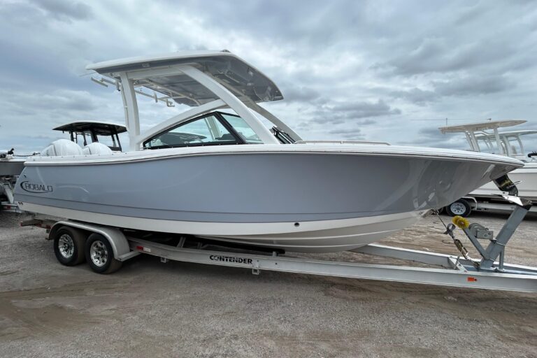 2026 Robalo R277 Dual Console