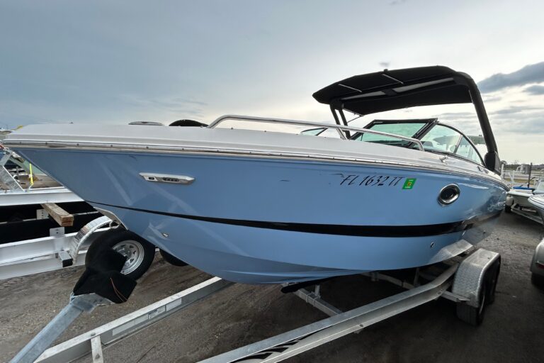 2023 Chaparral 250 OSX