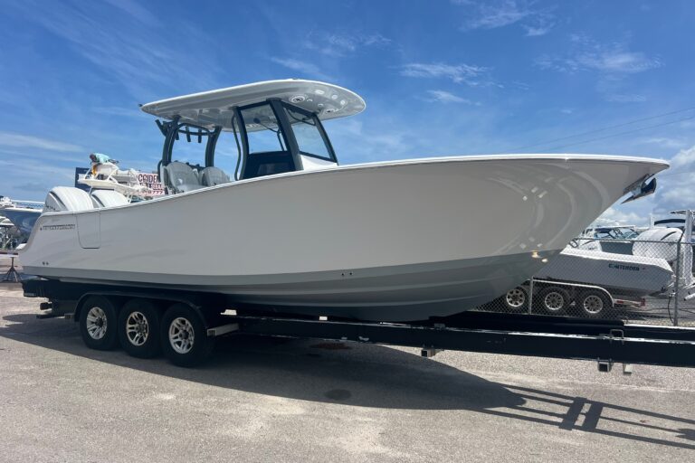 2027 Sportsman Open 282 Center Console